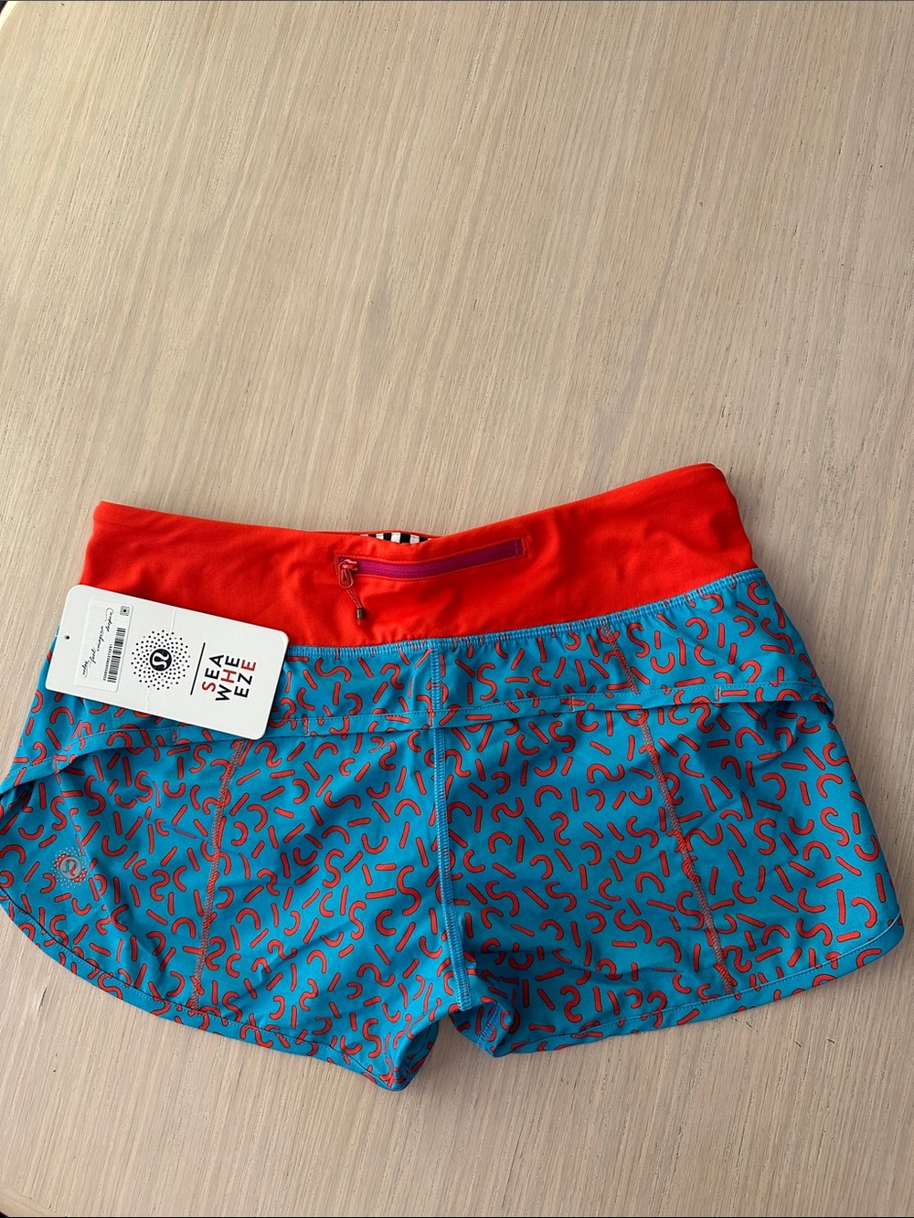 NWT lululemon Seawheeze Speed Short sz 6